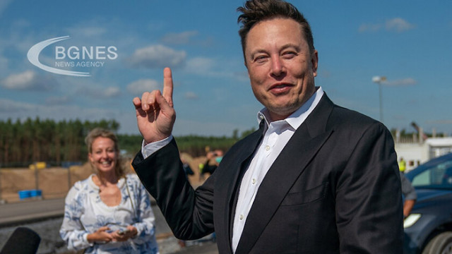 Американският предприемач Илон Мъск повери решението да продаде 10