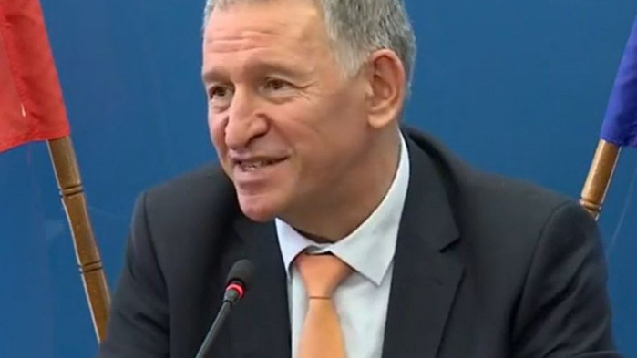 По нашенски: Въвеждат зелен сертификат и за хората с антитела, но само за територията на България