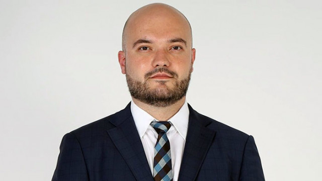 Бранимир Георгиев е на 33 години икономист по образование завършил