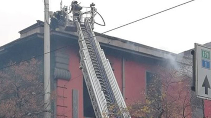 Задържаха клошар за пожара в "Син сити" в София