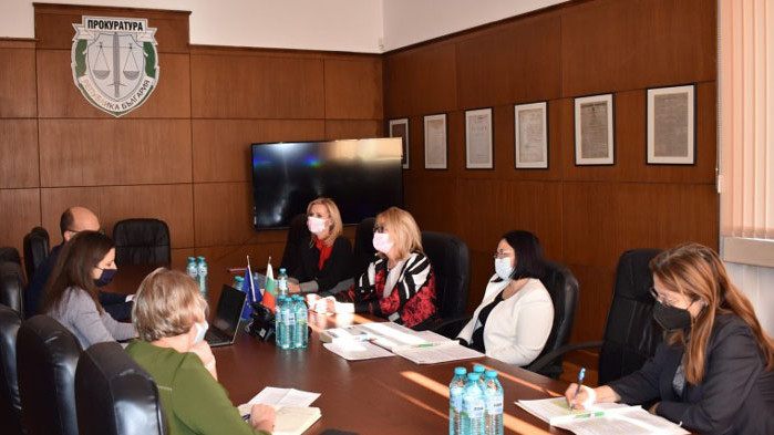 По време на срещата представителите на мисията бяха запознати с