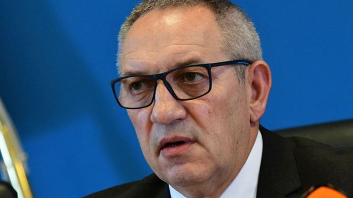 Служебният министър на спорта погази конституцията