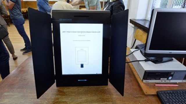 Изборният ден в Обединеното кралство започна в седем часа сутринта