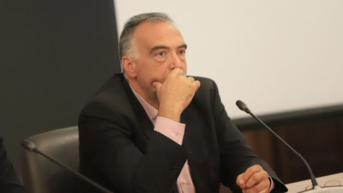 Говорителят на служебния кабинет се обяви за отстраняване на „неморалната“ Нинова