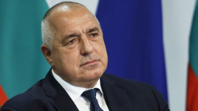 Лидерът на ГЕРБ Бойко Борисов безапелационно печели битката в Банкя