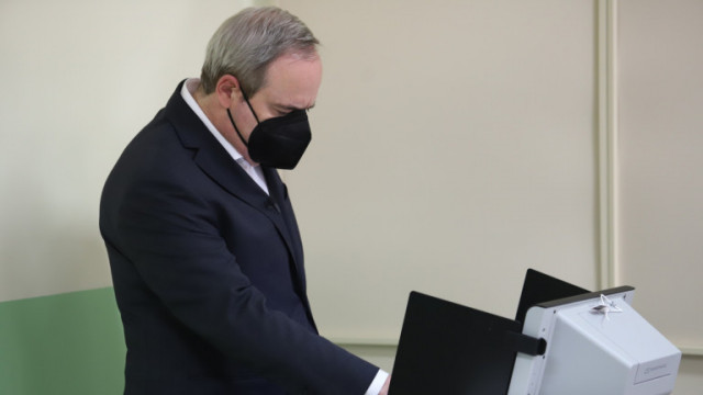 Политическа промяна трябва да има но сега през тази година