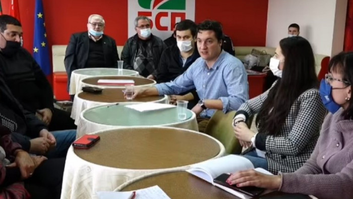 Зарков със заявка да вземе БСП от Нинова: Обяви пълна мобилизация за Радев