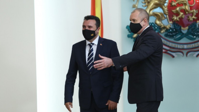 В самата реакция на победителите в България се чувства по-смирен