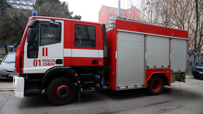 Има унищожено домашно имущество
17-годишно момиче е пострадало при пожар в