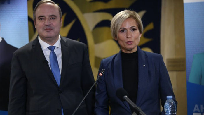 ЦИК: Първо обръщенията на Герджиков и Митева, втори - на Радев и Йотова