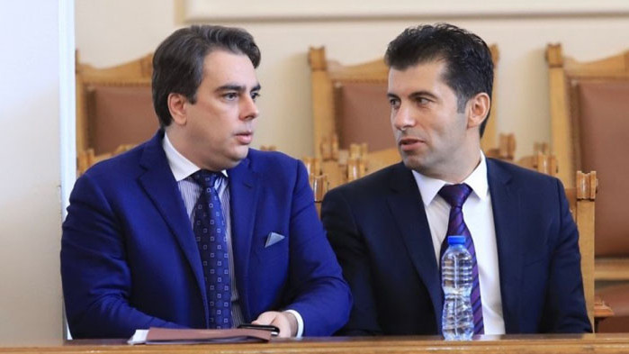 Андролова: С кабинет на ПП българската държава ще бъде взета на външно управление