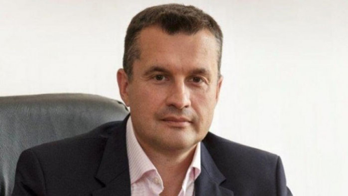 Калоян Методиев: Ако Радев е тръгнал на война с половината държава, нищо добро не ни чака