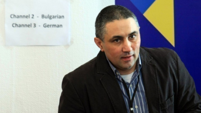 Защо им трябваше на Демократична България да играят цирка със