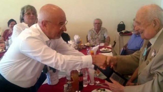 Ветеран от войната отпразнува 100-годишен юбилей