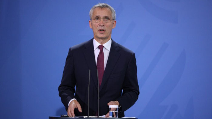 НАТО наблюдава необичайното съсредоточаване на руски сили по границата с Украйна