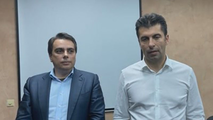 Кирил Петков и Асен Василев: С Румен Радев промяната ще продължи, запретваме ръкави
