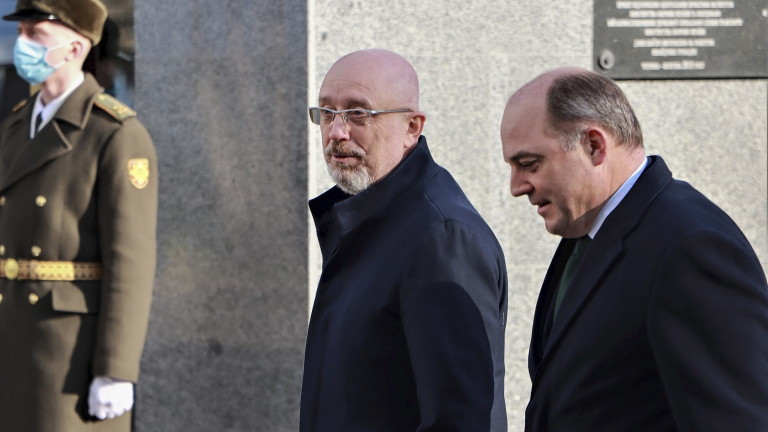 Страните от НАТО са уверили властите на Украйна в готовността