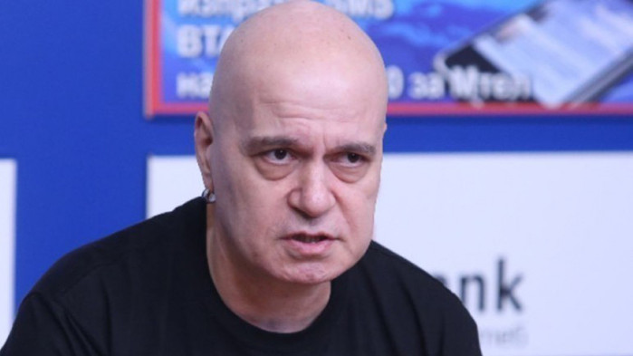 Слави Трифонов със съболезнования след тежката катастрофа на АМ „Струма“