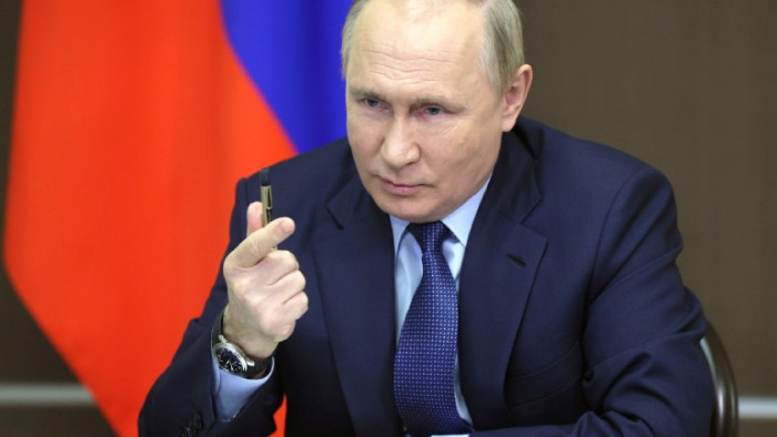 Путин се ваксинира през носа с ново лекарство за коронавирус