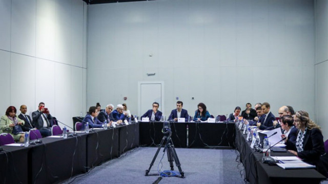 Агробизнесмен: Преговори за селското стопанство ли? Спрях на 35-а минута