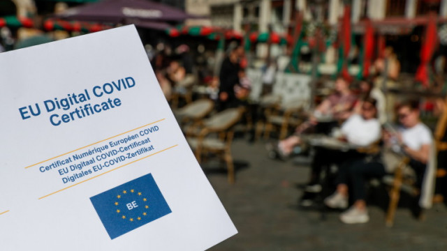 Европейската комисия предлага ваксинациите срещу Covid 19 да позволяват свободно пътуване