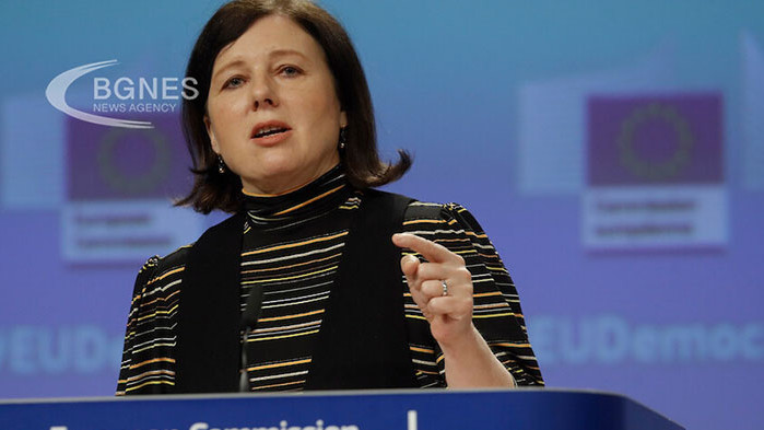 Европейската комисия обяви нови мерки, целящи да направят по-прозрачни политическите