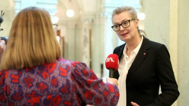 Швеция за пръв път има транссексуален министър