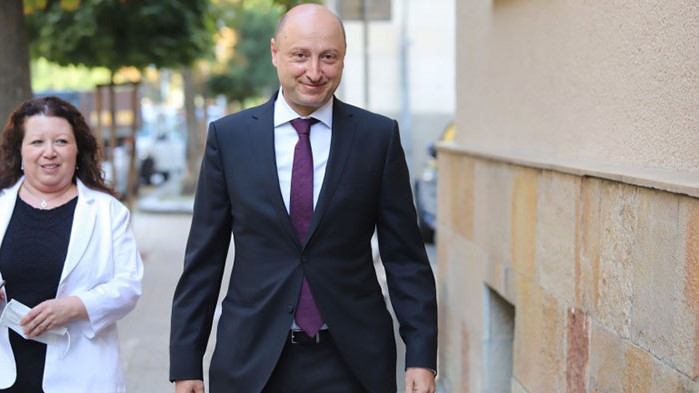 Добавката за пенсионерите ще е 60 лв., а не 120,