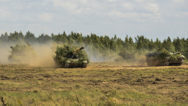 Руската армия започна учения край границите на Украйна  включително на територията на анексирания
