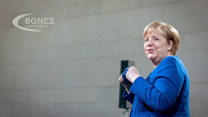 Световните лидери се сбогуват с Меркел