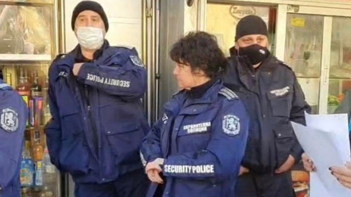 Опит да премахнат дългогодишен павилион за дюнери в столичния квартал