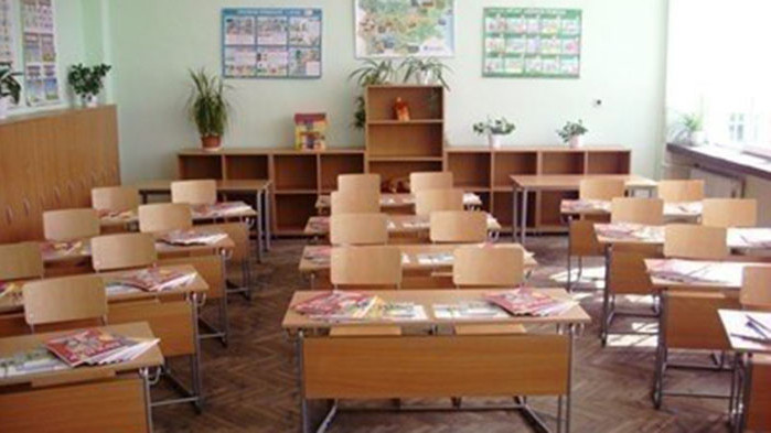 Късно снощи в склада на Българския Червен кръст пристигнаха нови