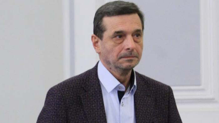 Ако приемем, че средната работна заплата в България в момента