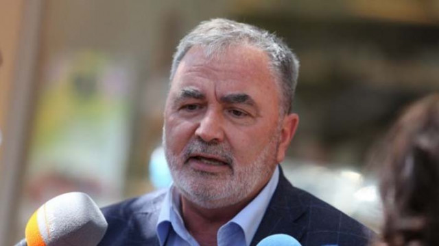 Имаме различия с министъра на здравеопазването Стойчо Кацаров Той не