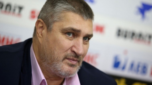 Президентът на Българската федерация по волейбол Любомир Ганев сподели в