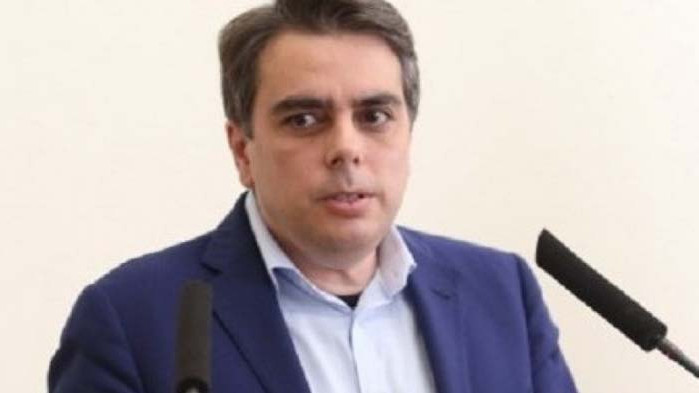 На пръв поглед отличните отношения и разбирателство между бъдещите коалиционни