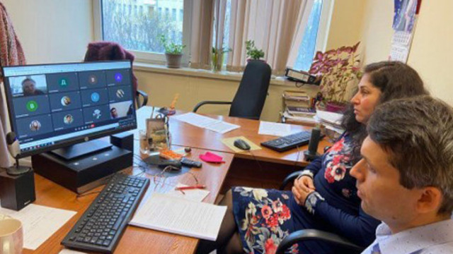 Съдии от Административния съд във Варна проведоха среща със студенти