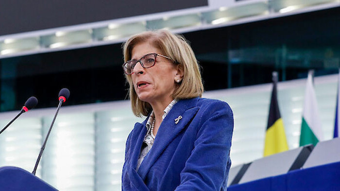 Европейската комисия призова 27-те страни от ЕС да координират ограниченията