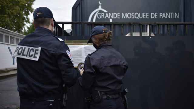 Френската полиция е арестувала двама души  заподозрени в планиране на въоръжено