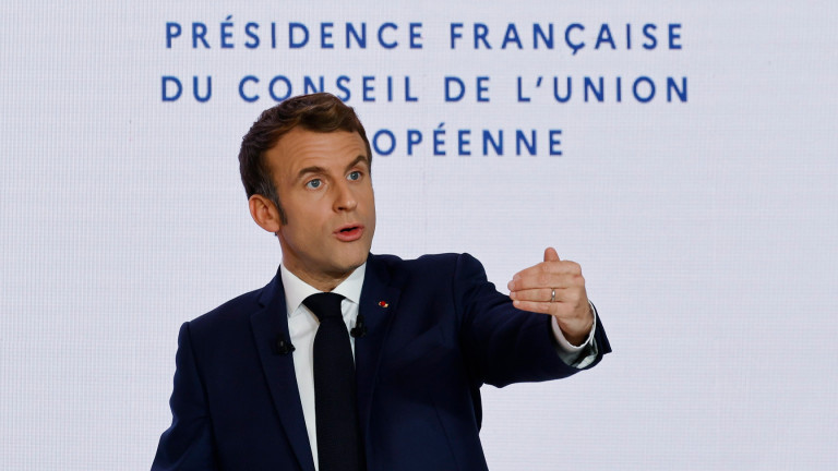 Президентът на Франция Еманюел Макрон каза в четвъртък, че Франция ще използва ротационното