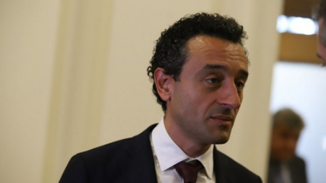 Парламентарната група на Продължаваме промяната събира подписи за извънредно заседание