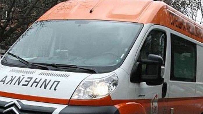 15-годишно момиче е починало в дома си в хисарското село