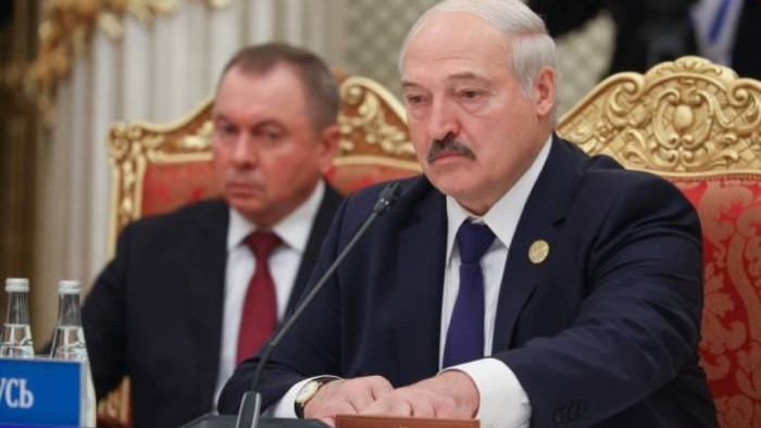 Президентът на Беларус Александър Лукашенко предупреди, че ще бъде готов