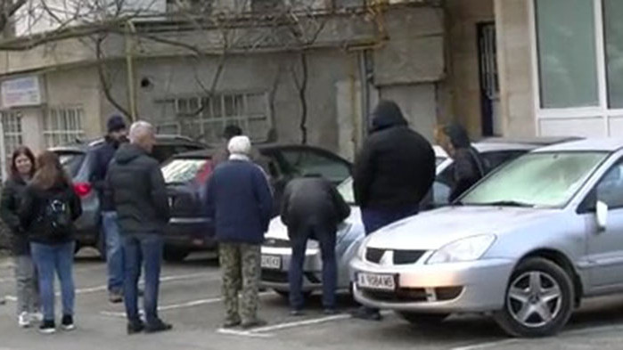 Пиян шофьор помете над 20 паркирани коли в Благоевград