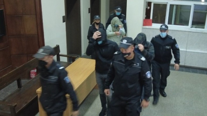 Двамата литовци и руснакът излизат от ареста срещу 10 000