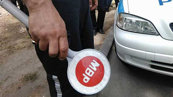 Вчера, около 16:55 часа, в жк Владислав Варненчик“, служители на