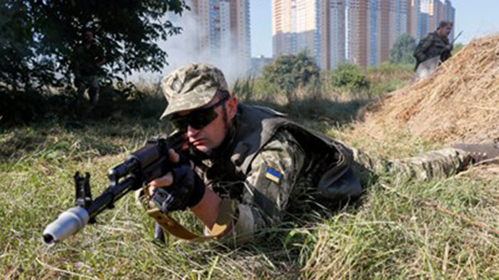 Западните лидери продължават да обмислят какъв да бъде отговорът им,