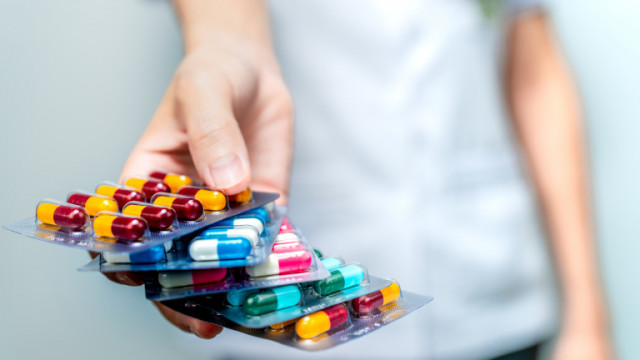 Здравни експерти искат контрол над антибиотиците и изписването им