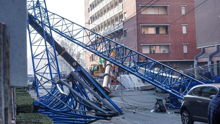 Трима загинали при падане на кулокран в Италия