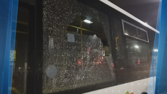 Стрелба по три автобуса от градския транспорт в Пловдив
